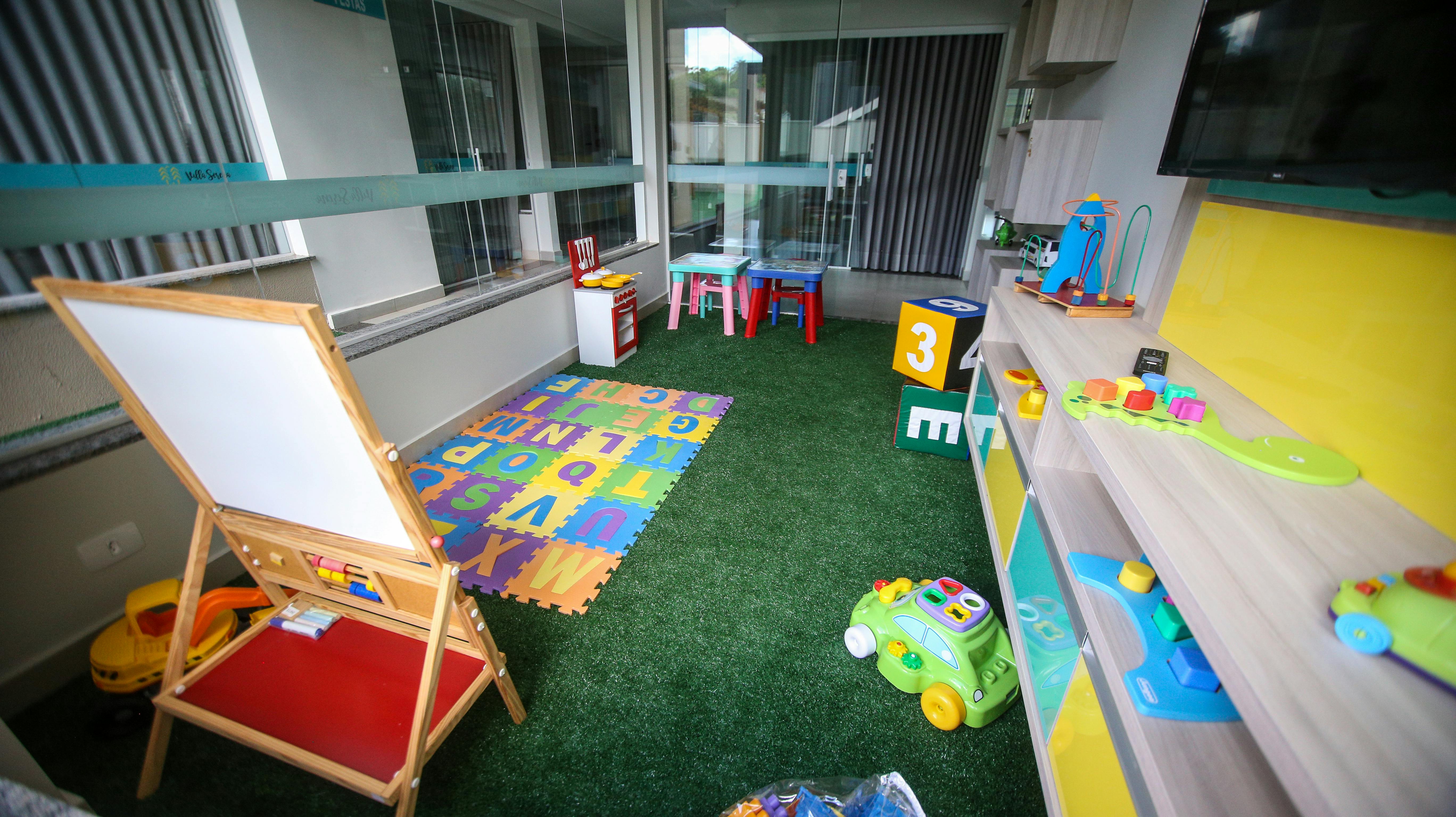 In-person childcare demo setting